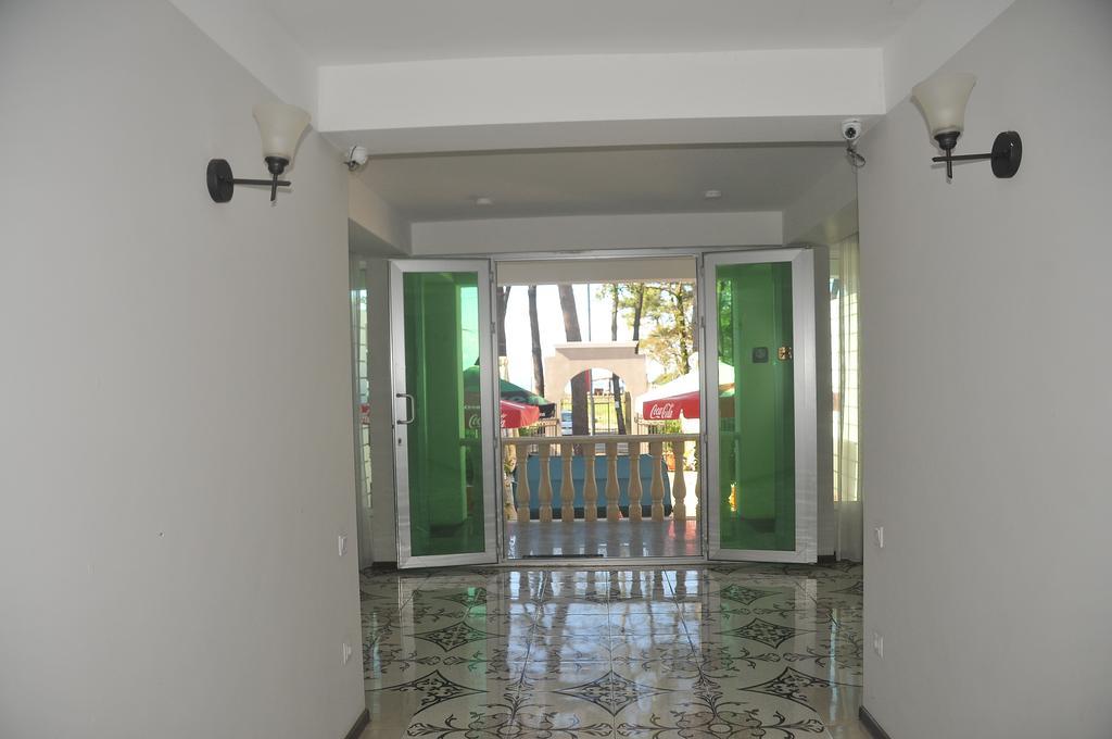 Gala Hotel Ureki Exterior foto