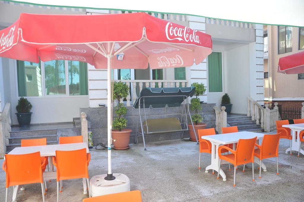 Gala Hotel Ureki Exterior foto